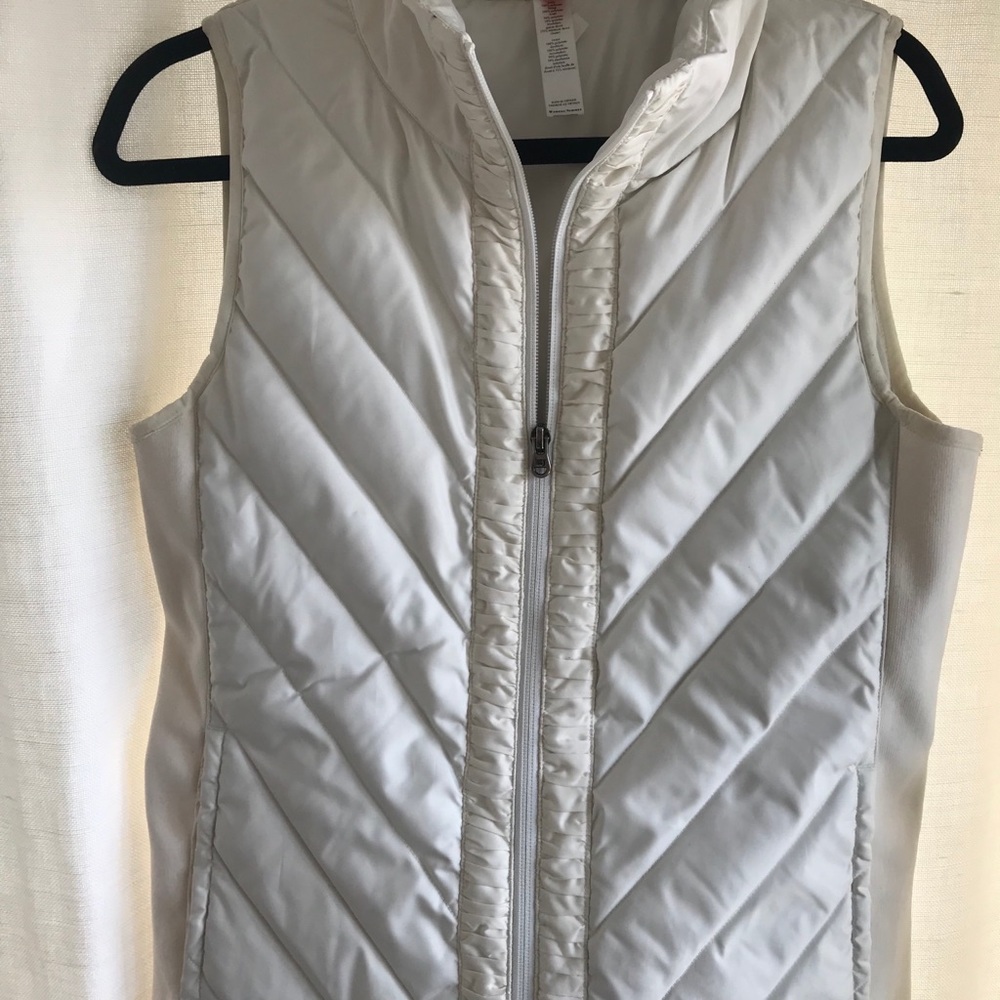 Lucy cream down vest coat